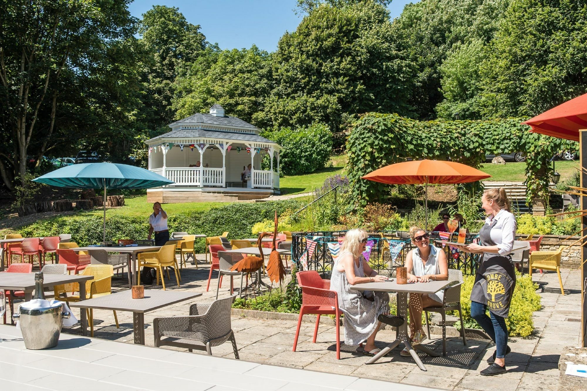 Combe Grove Hotel Limpley Stoke Buitenkant foto